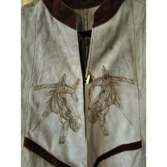 4230) Vintage Unisex Leather Western, Cowboy, Poncho Incised Horse with Fringe - Picture 3 of 8